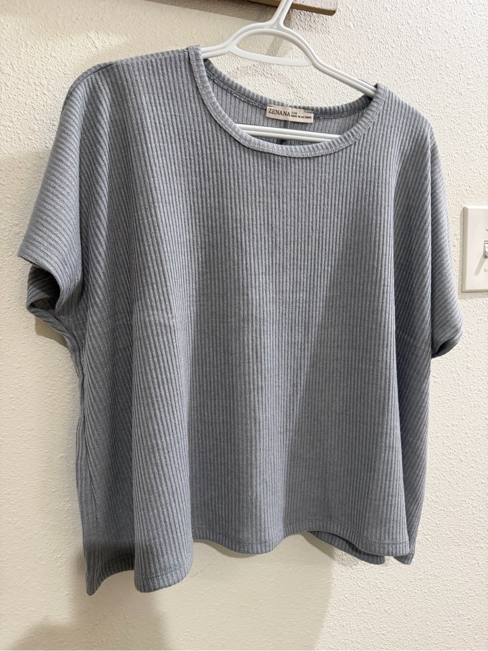 Zenana Outfitters Light Gray Ribbed Short Sleeve Top - Oversized - New